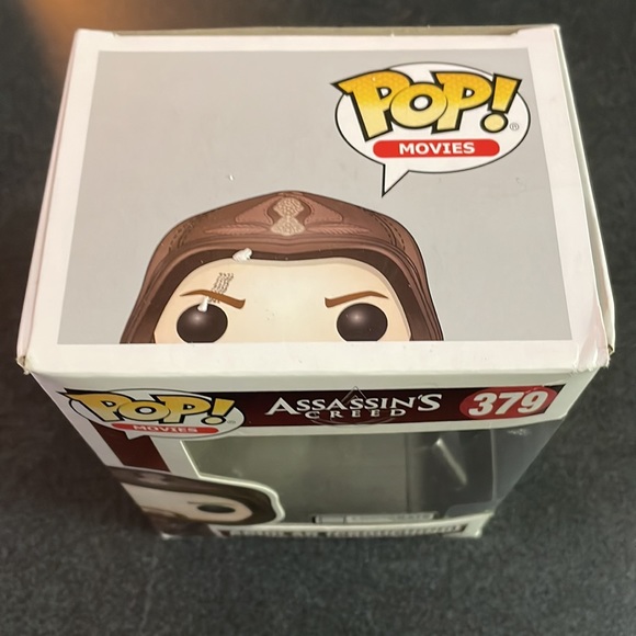 Pop! #379 AGUILAR ( Crouching ) - Picture 4 of 9